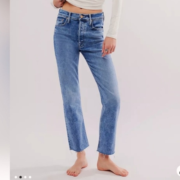 MOTHER Blue Ankle & Cropped Jeans - Picture 16 of 16